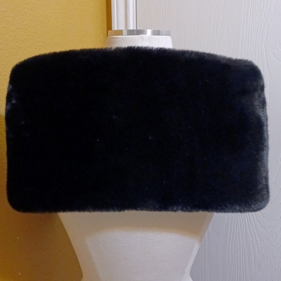 scarf - Picture 3 of 9